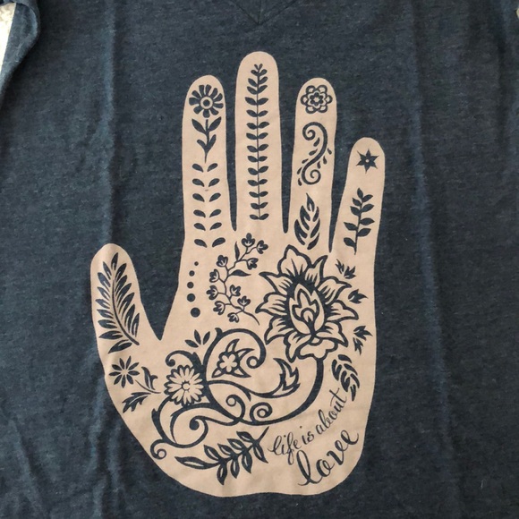 BOGO sevenly Henna tee - Picture 2 of 4